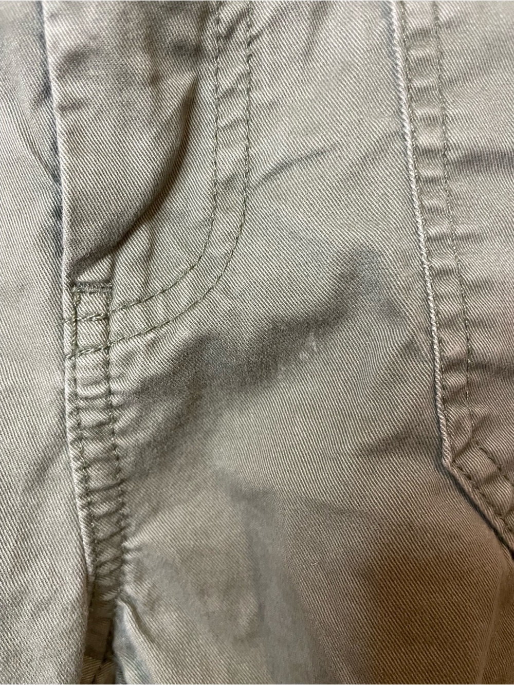 Abercrombie & Fitch Relaxed Cargo Pant Size in Army Green Size 24 - Picture 6 of 10